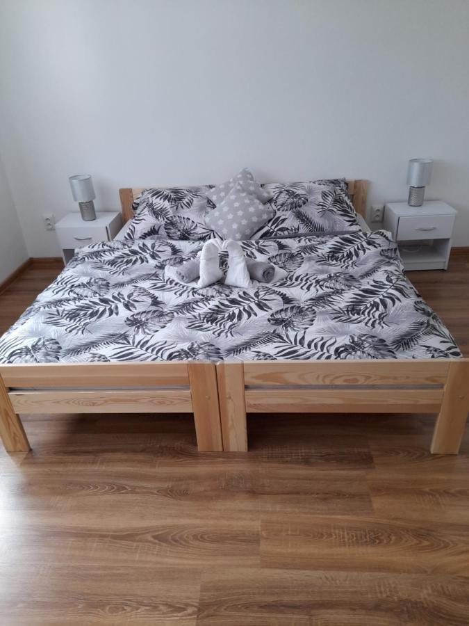 Apartmany Diana Velky Slavkov Ngoại thất bức ảnh