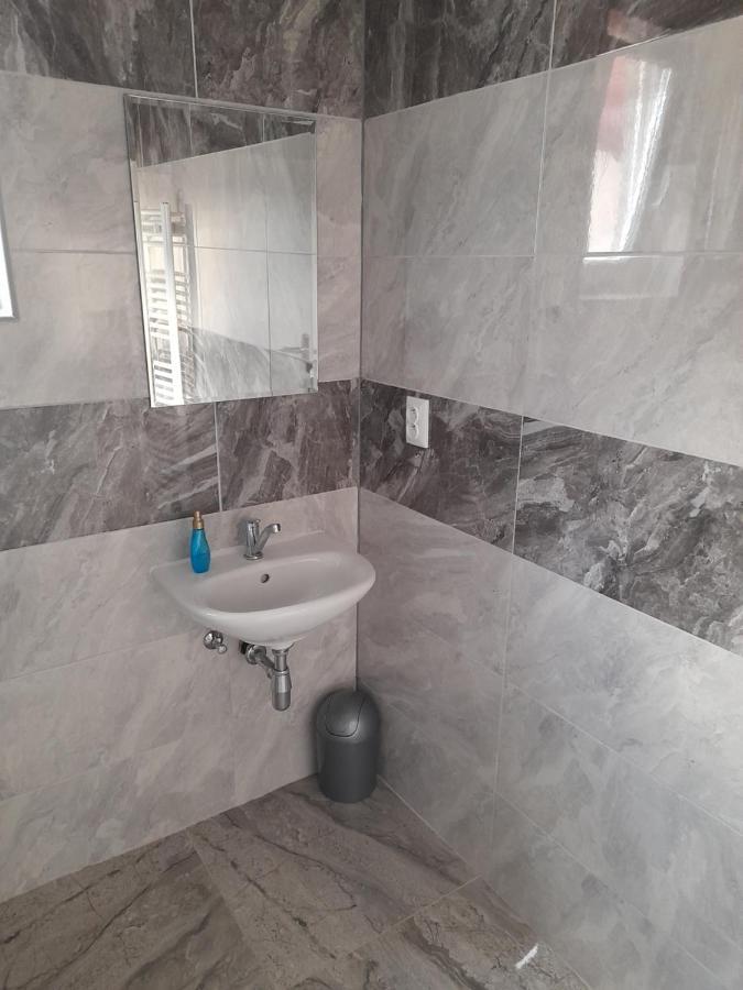 Apartmany Diana Velky Slavkov Ngoại thất bức ảnh