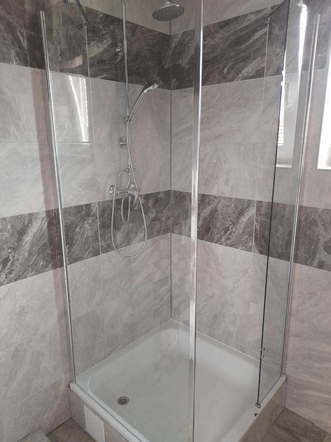 Apartmany Diana Velky Slavkov Ngoại thất bức ảnh